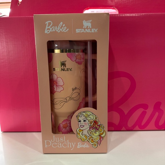 Stanley x Barbie limited edition 40oz tumbler - Just Peachy - Picture 3 of 4